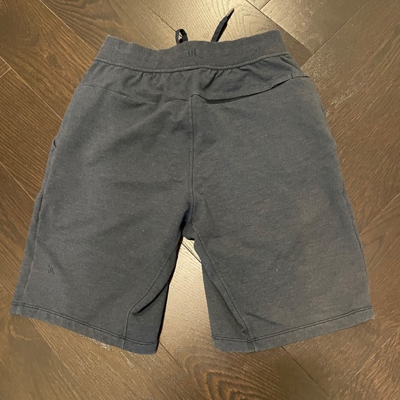 Men's Lululemon City Short 9" inseam in Heather Navy size S - Picture 8 of 11
